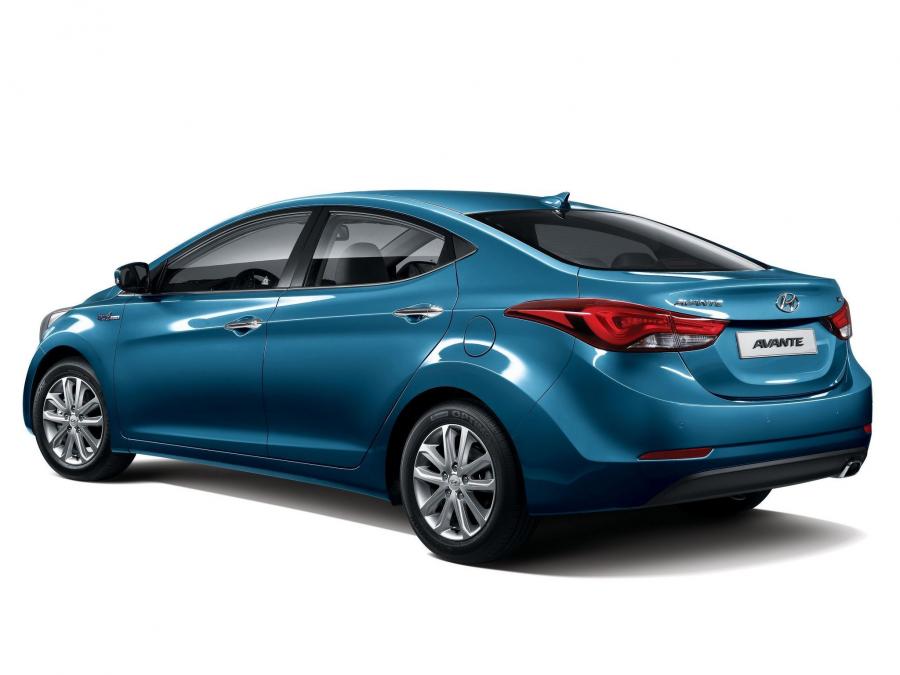  Hyundai Avante Blue Drive 2014 года  (фото 2 из 2)